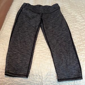 Athleta crop leggings